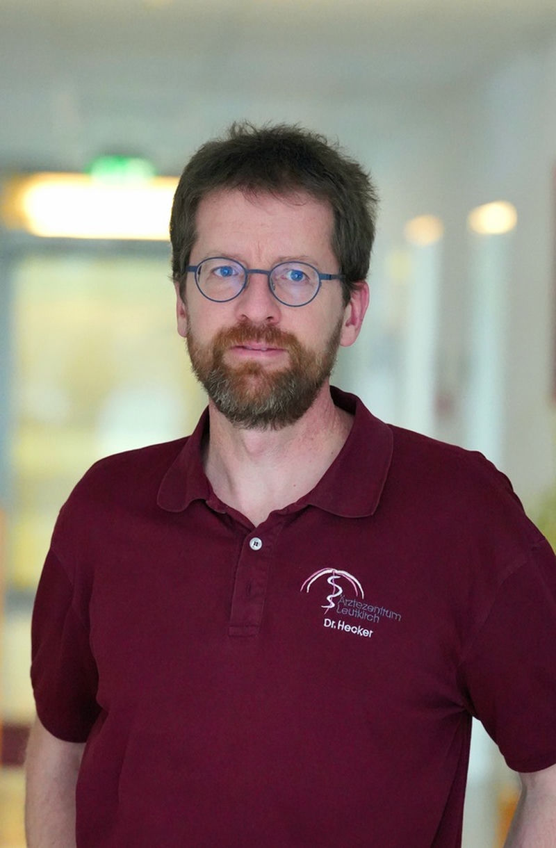 Dr. med. Thomas Hecker